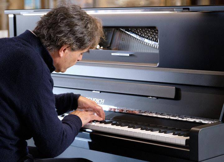The FEURICH 123 - Vienna is our most innovative upright piano - but does it really play like a grand piano?